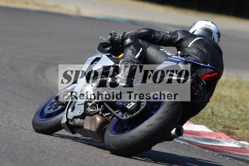 Archiv-2022/50 09.08.2022 MSS und TÖFF Track Day ADR/Gruppe gelb/backside